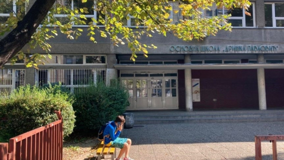 đak,učenik,škola,korona