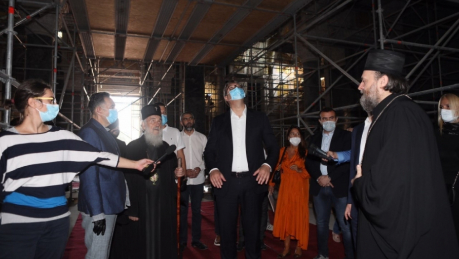 Predsednik Vučić u obilasku Hrama