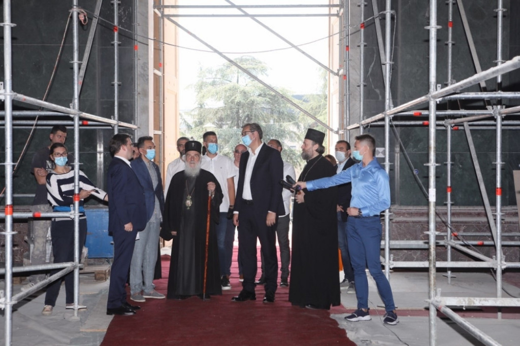 Predsednik Vučić u obilasku Hrama