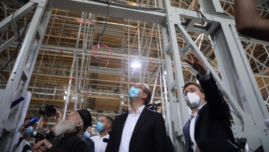 Predsednik Vučić u obilasku Hrama