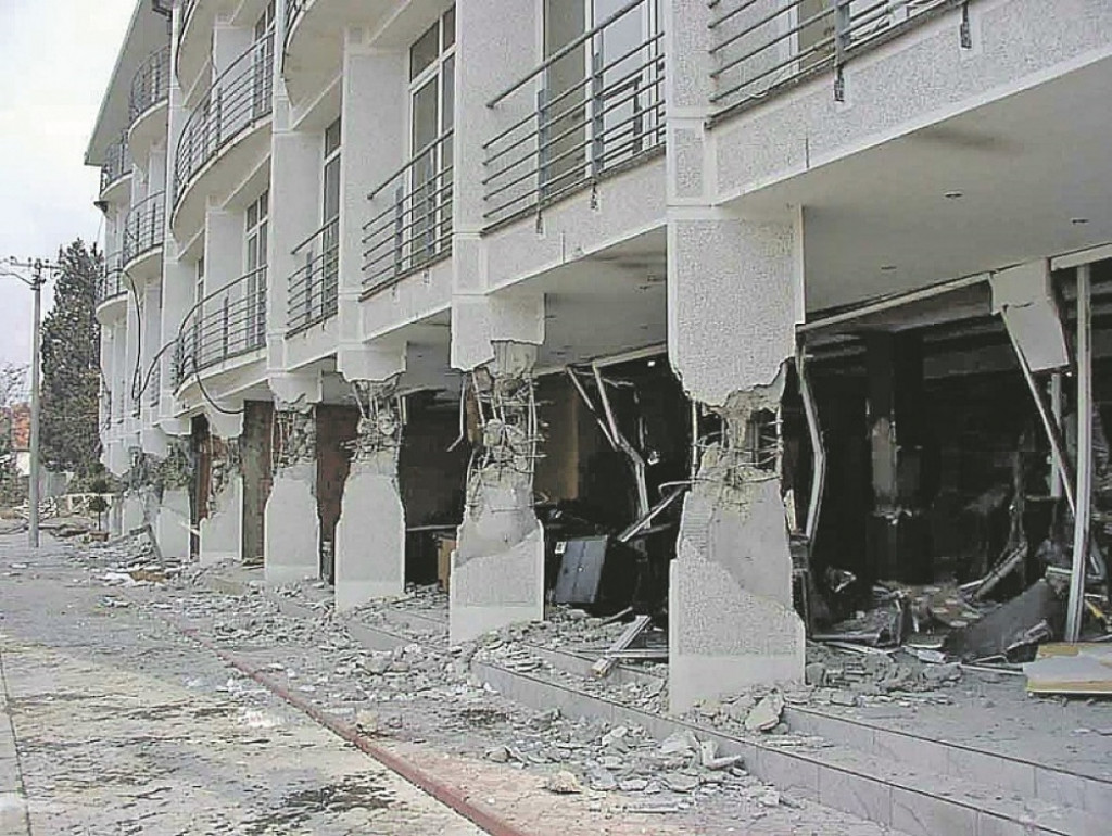 Šilerova ulica, srušena vila vođa zemunskog klana