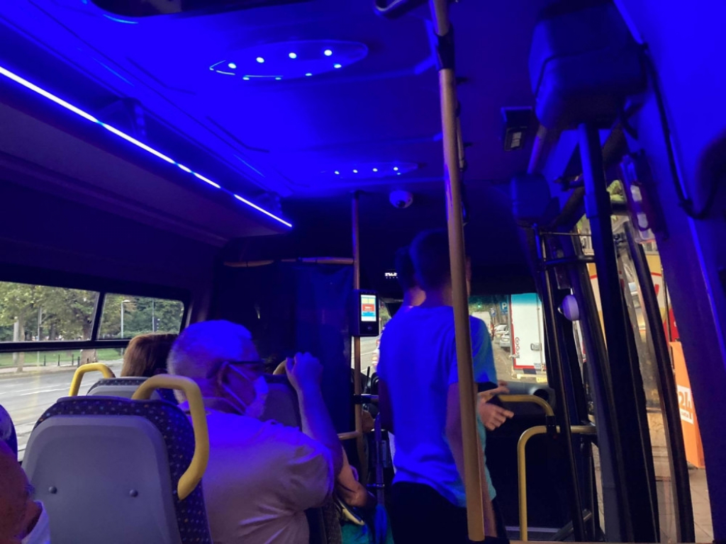 Autobus, putnici, korona, prevoz