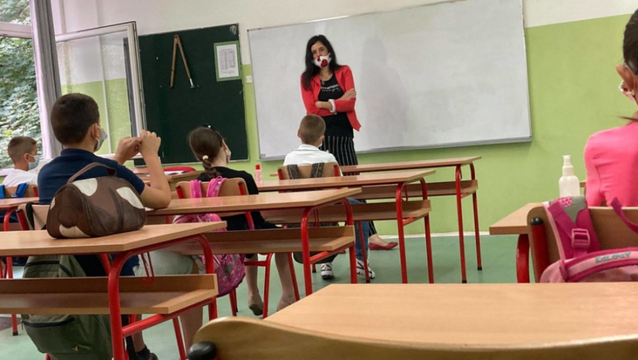 Đaci, škola, korona