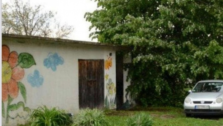 Škola u Leštanima u vreme Đilasove vladavine