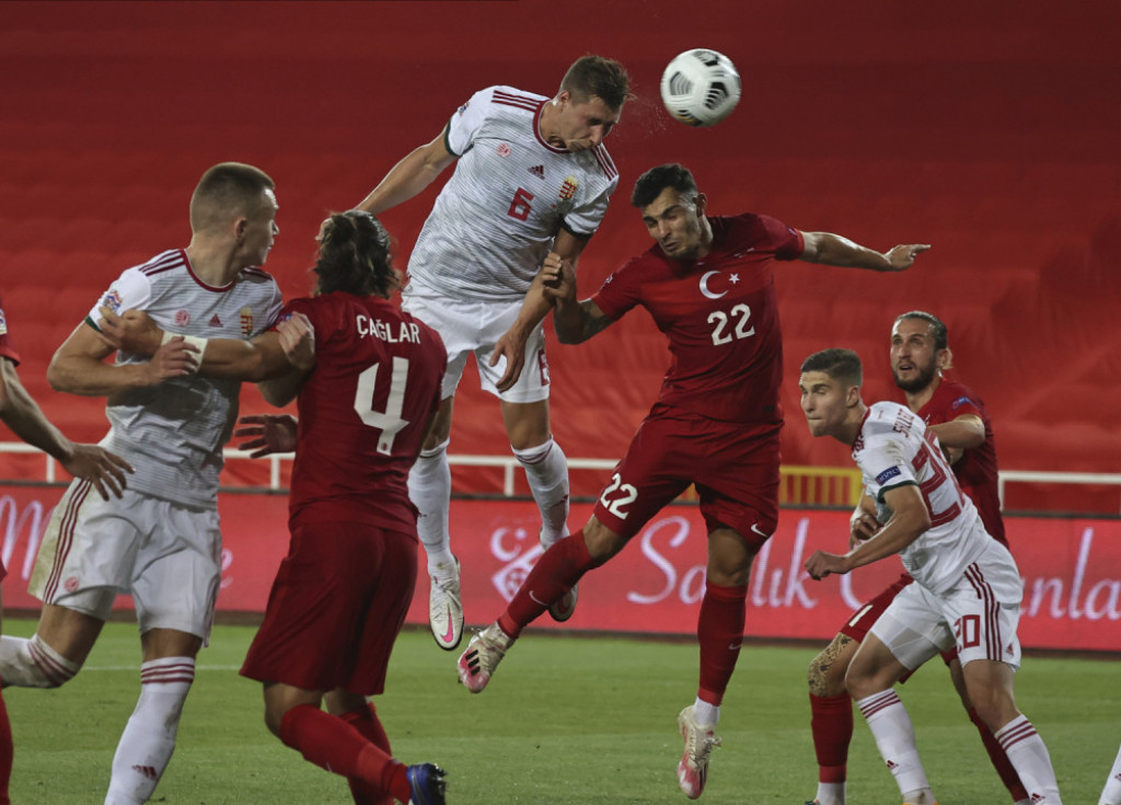 Reprezentacija Mađarske, reprezentacija Turske