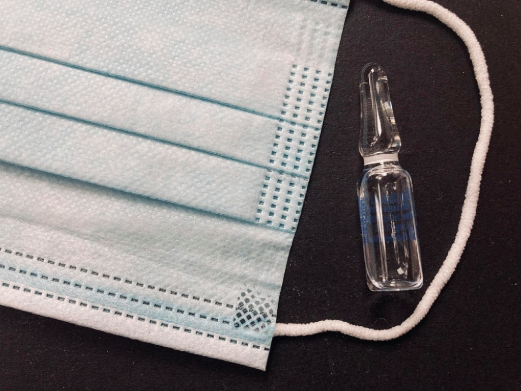 Vakcina, korona, lek