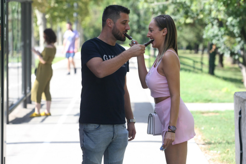 Luna Đogani Marko Miljković