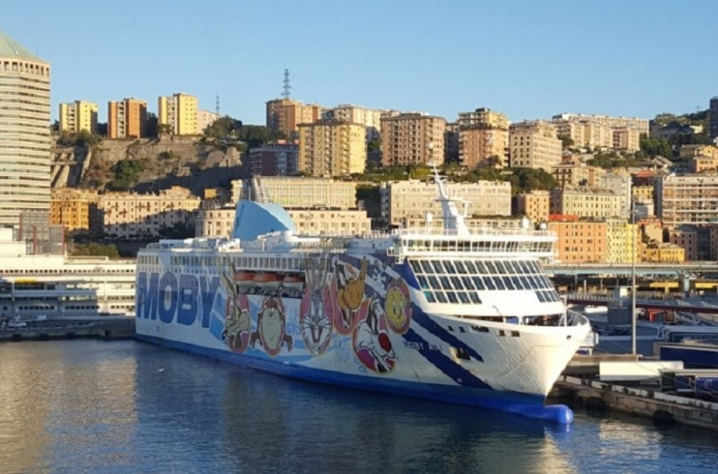 Trajekt, putnici, turisti