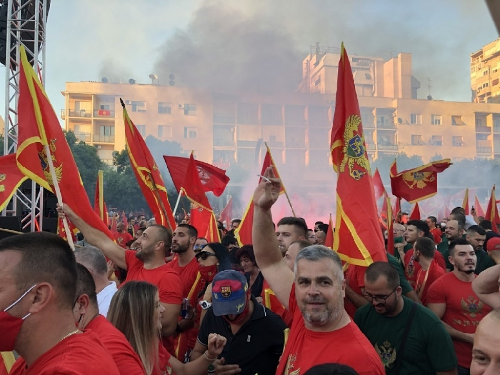 Crna gora, DPS, Patriotski skup, Komite