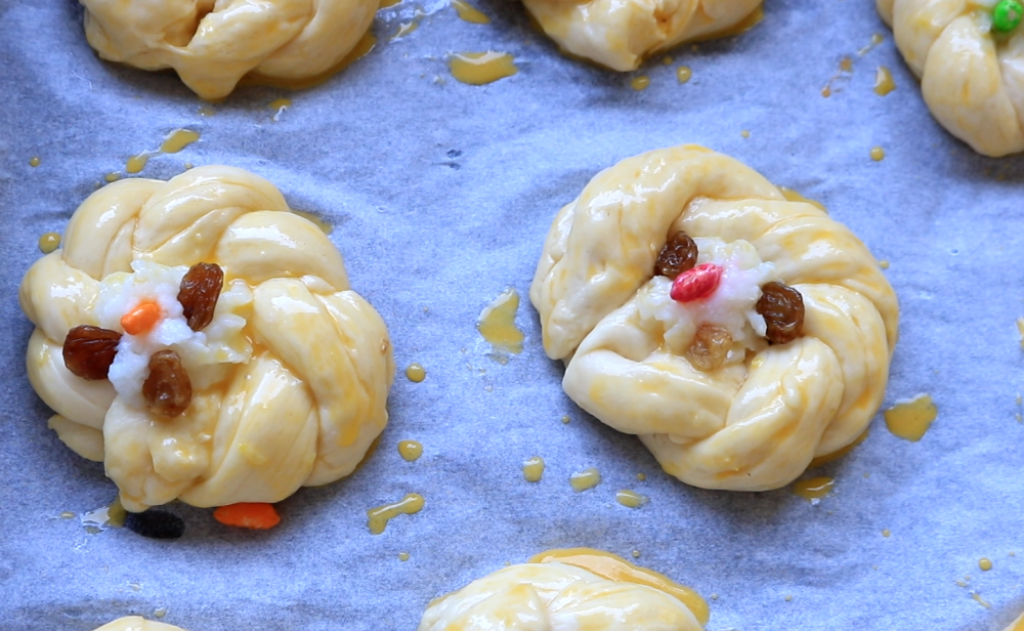 Slatko punjeno pecivo