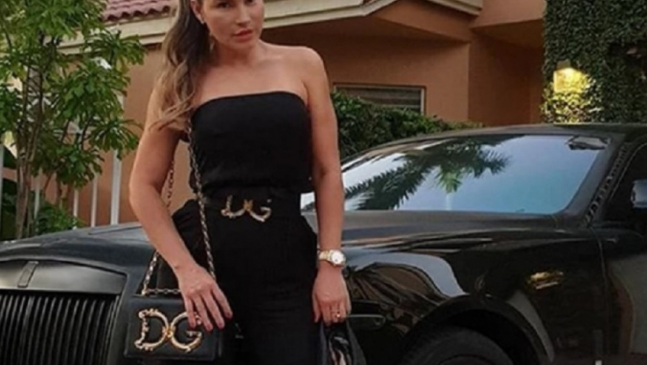 Strahinja Stojanović, Sonja Suarez Gomez