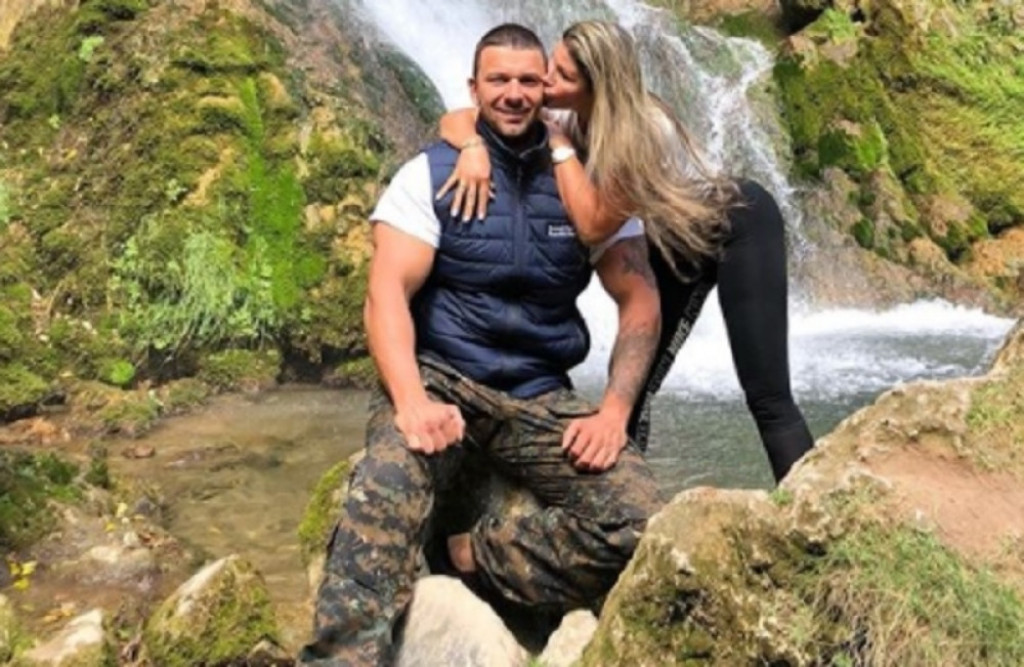 Strahinja Stojanović, Sonja Suarez Gomez