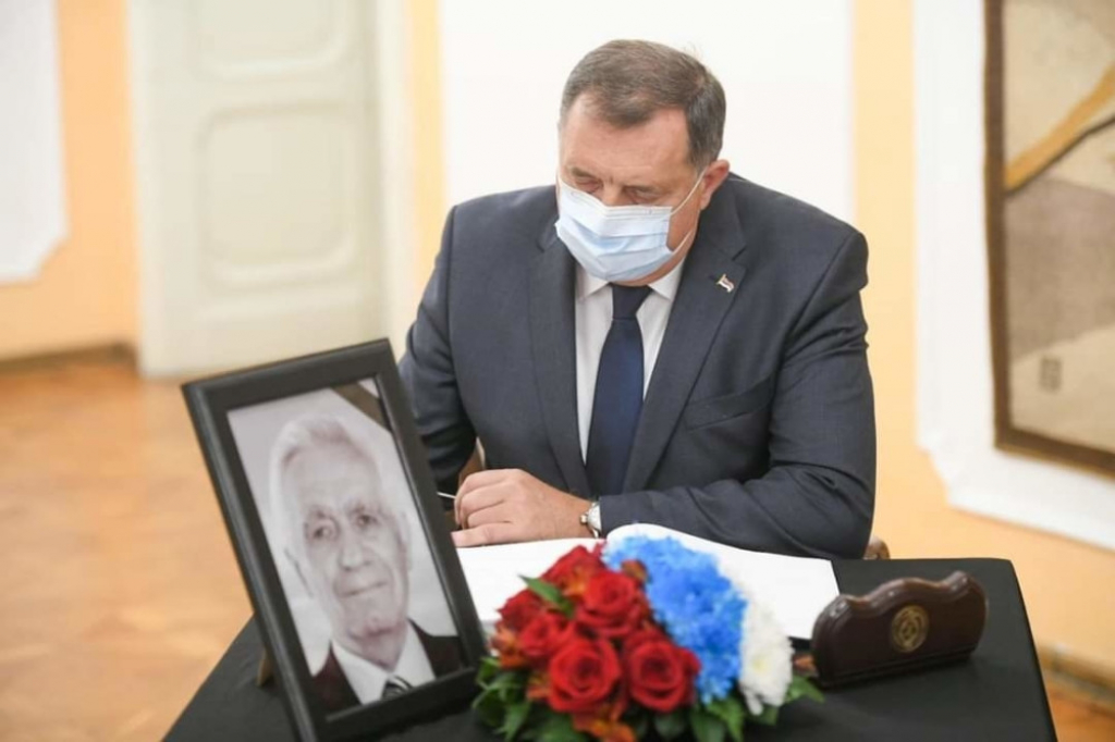 Komemoracija povodom smrti Momčila Krajišnika