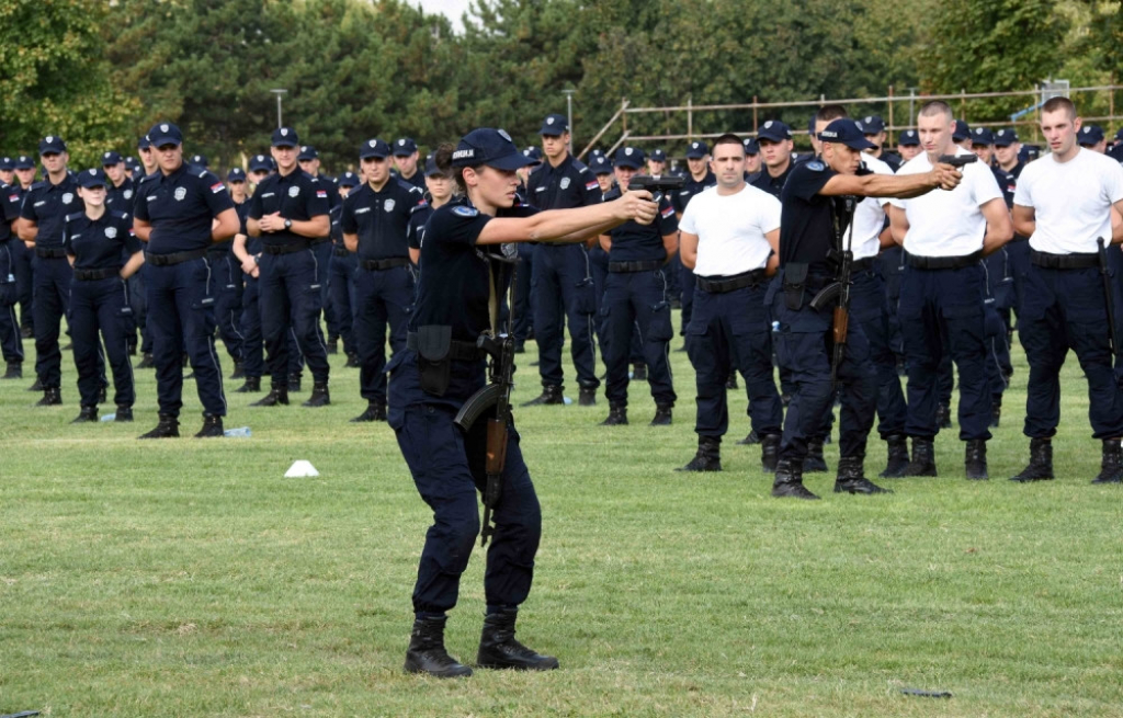 Promocija policajaca na Makišu