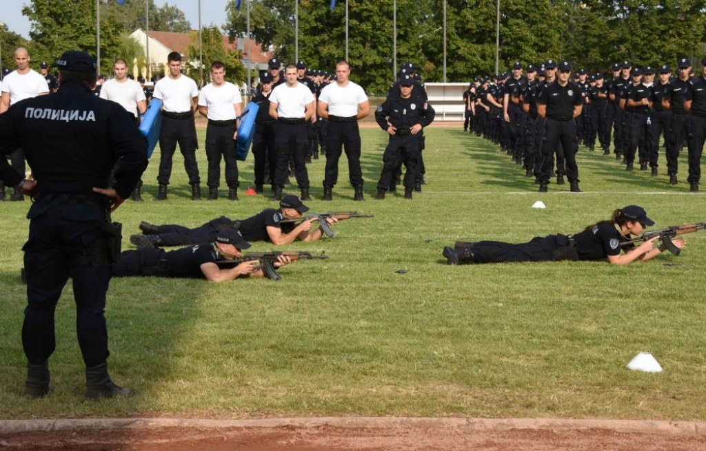 Promocija policajaca na Makišu