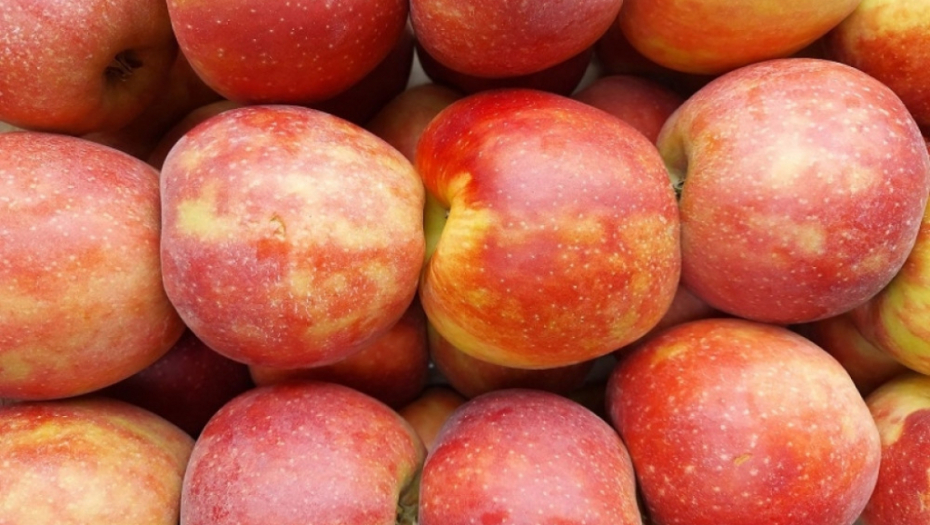 jabuka, jabuke, voće