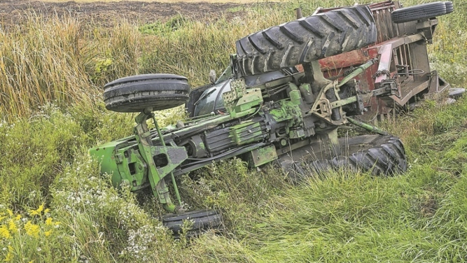 Traktor nesreća