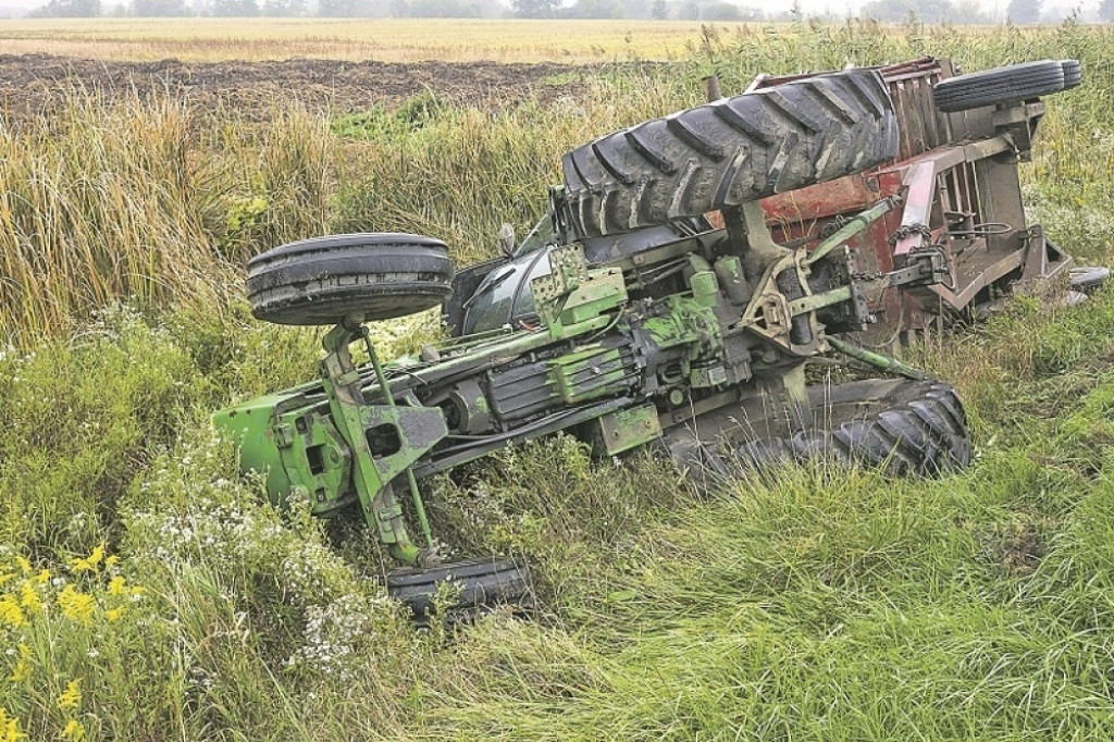 Traktor nesreća