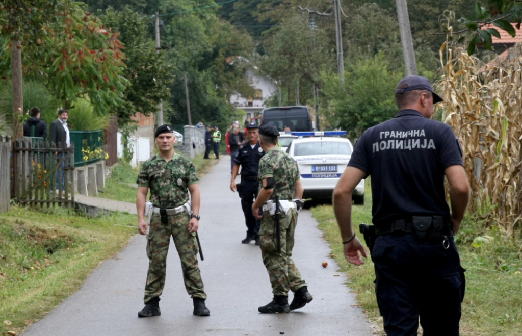 Avion, uviđaj, policija, hitna, vojska