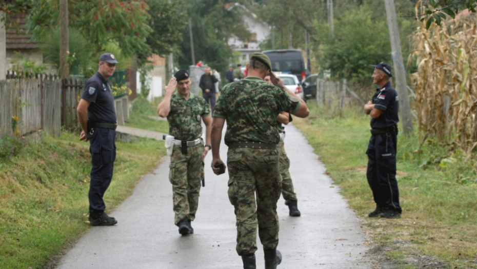 Avion, uviđaj, policija, hitna, vojska