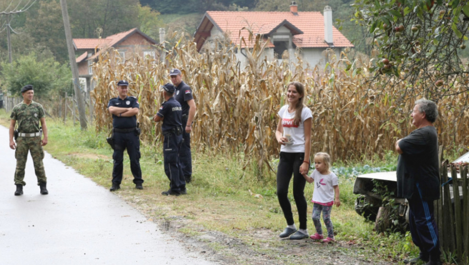 Avion, uviđaj, policija, hitna, vojska