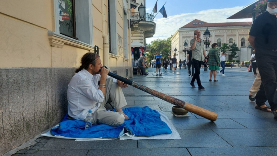 Ulični svirač Dražen