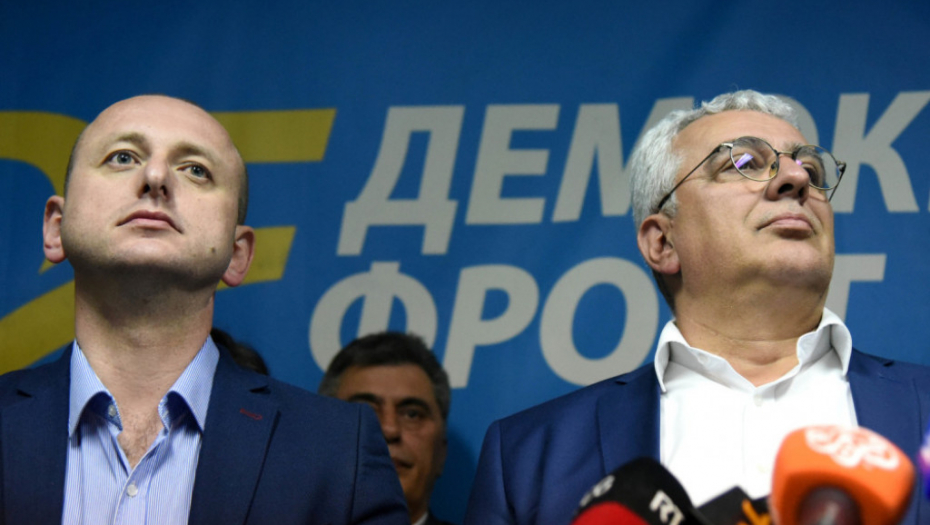 Milan Knežević, Andrija Mandić