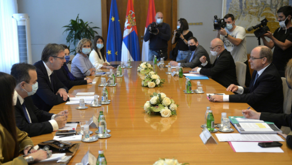 Vučić i knez Albert II