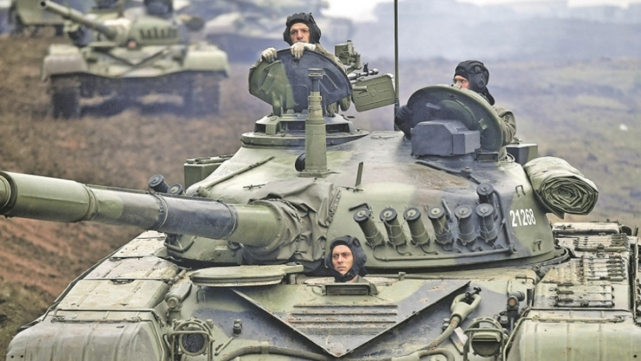 Vojna vežba na Pešteru