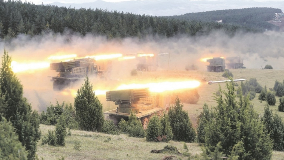 Vojna vežba na Pešteru