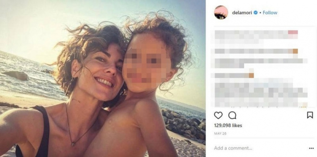 Barbara Mori sa unukom