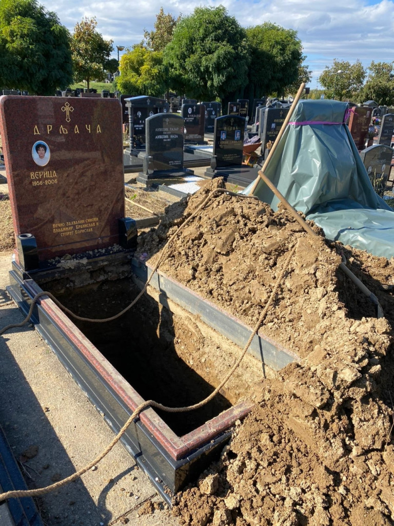 Spomenik Bore Drljače