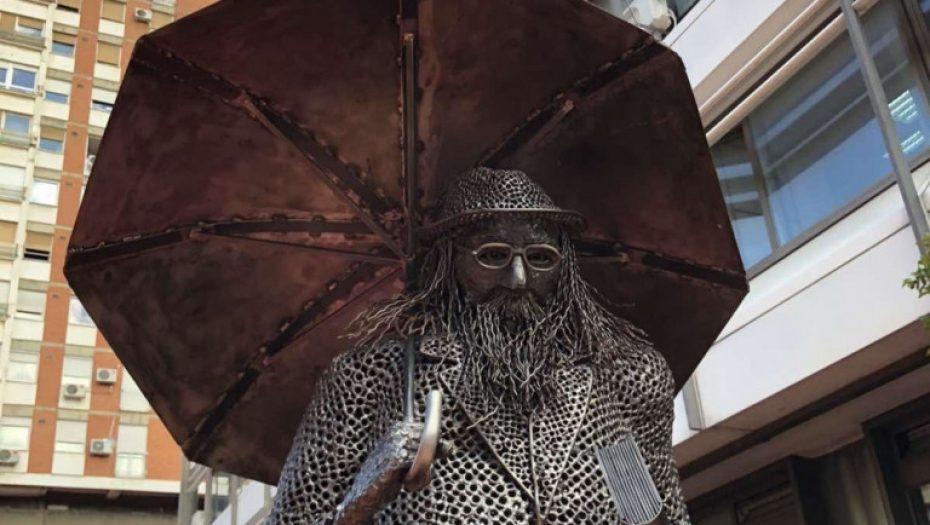 Skulptura Raši Popovu