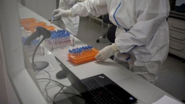 Vatreno oko, korona, test