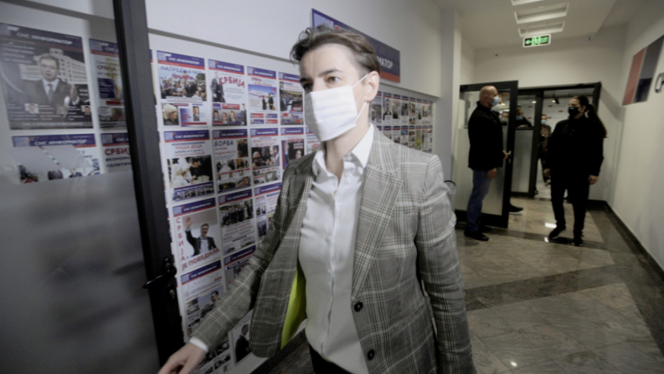 Dolazak članova SNS