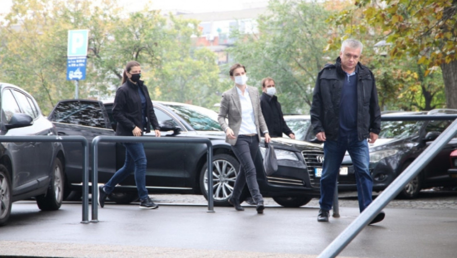 Dolazak članova SNS