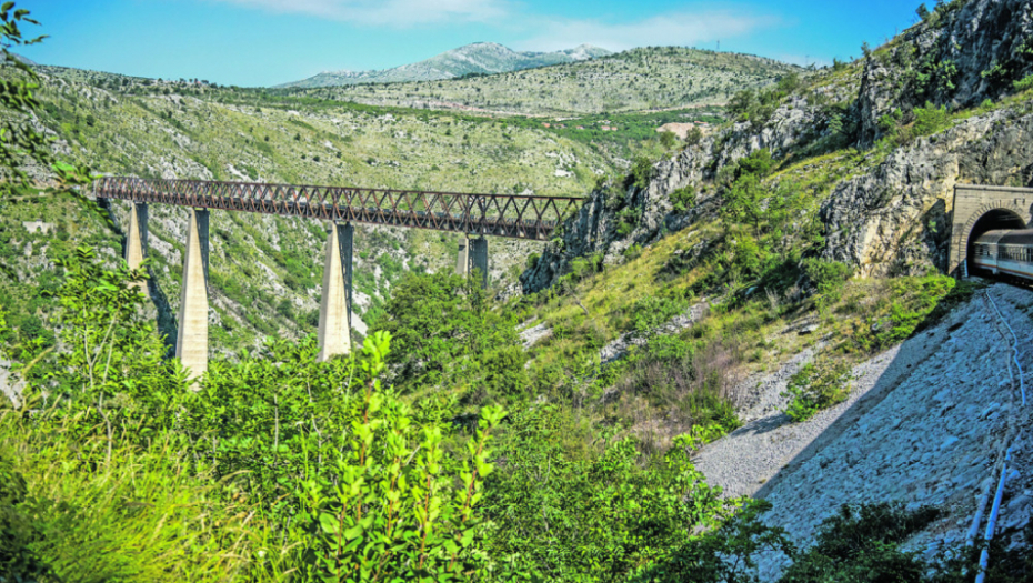 Most Mala Rijeka na pruzi Beograd-Bar