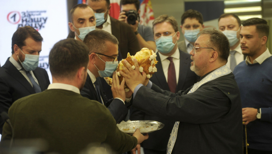 SNS slavi Svetu Petku