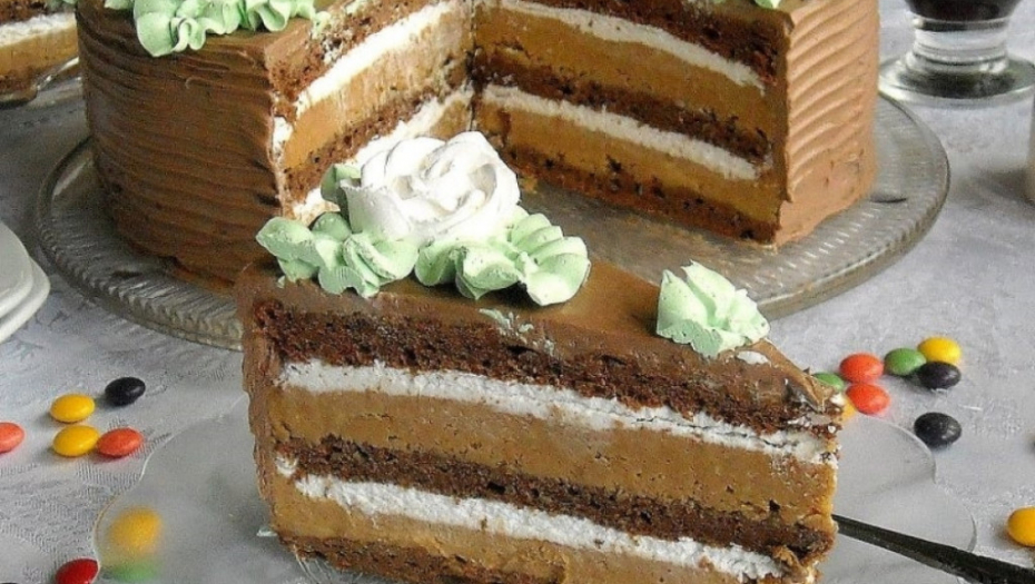 lesšnik karamel torta