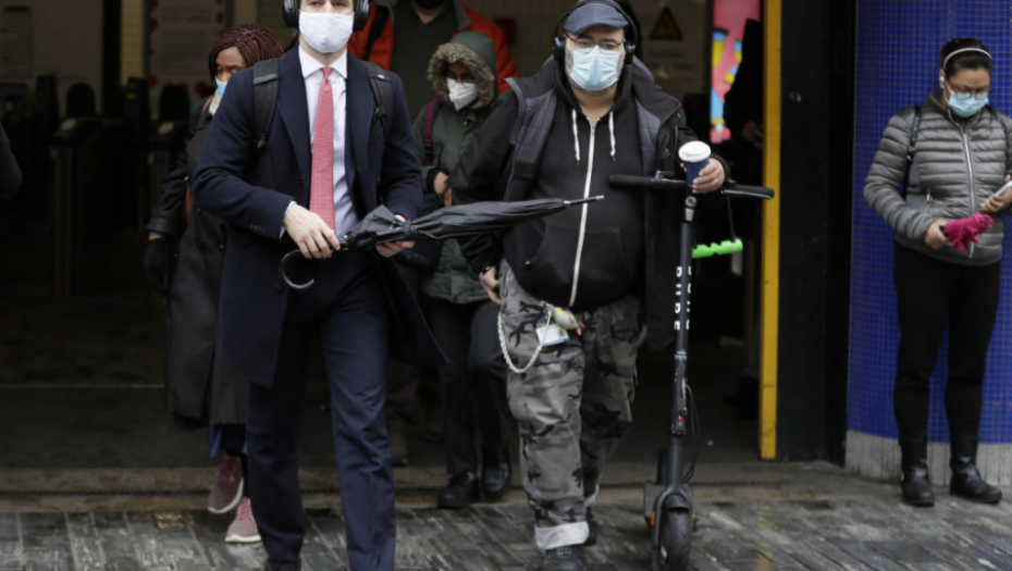 Korona, maske, ljudi