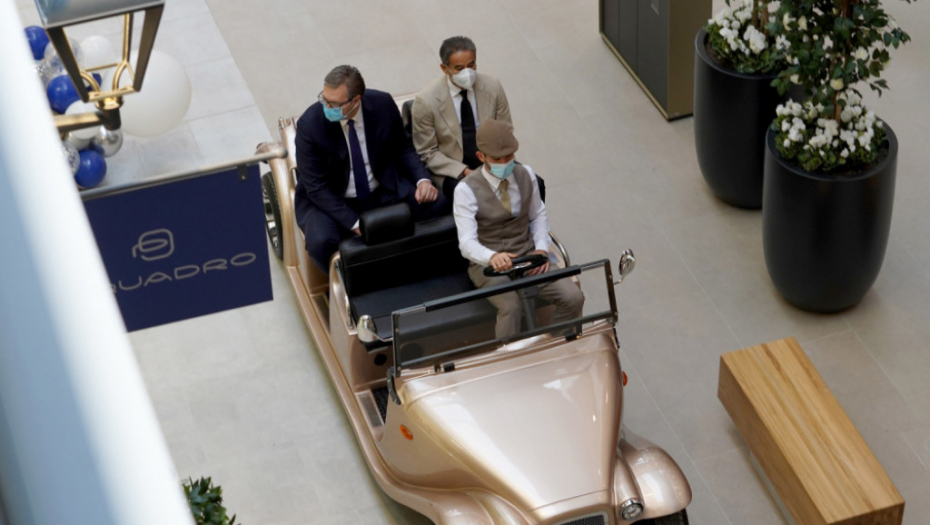 Aleksandar Vučić i Mohamed Alabar u kolima obilaze TC