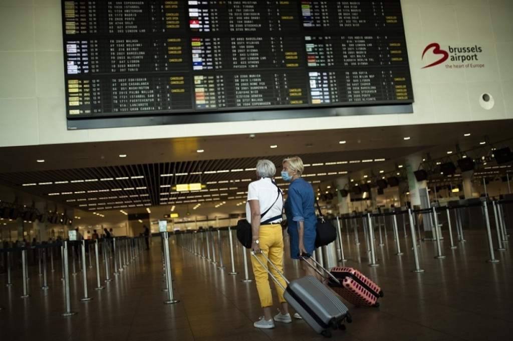 aerodrom avion avioni sletanje