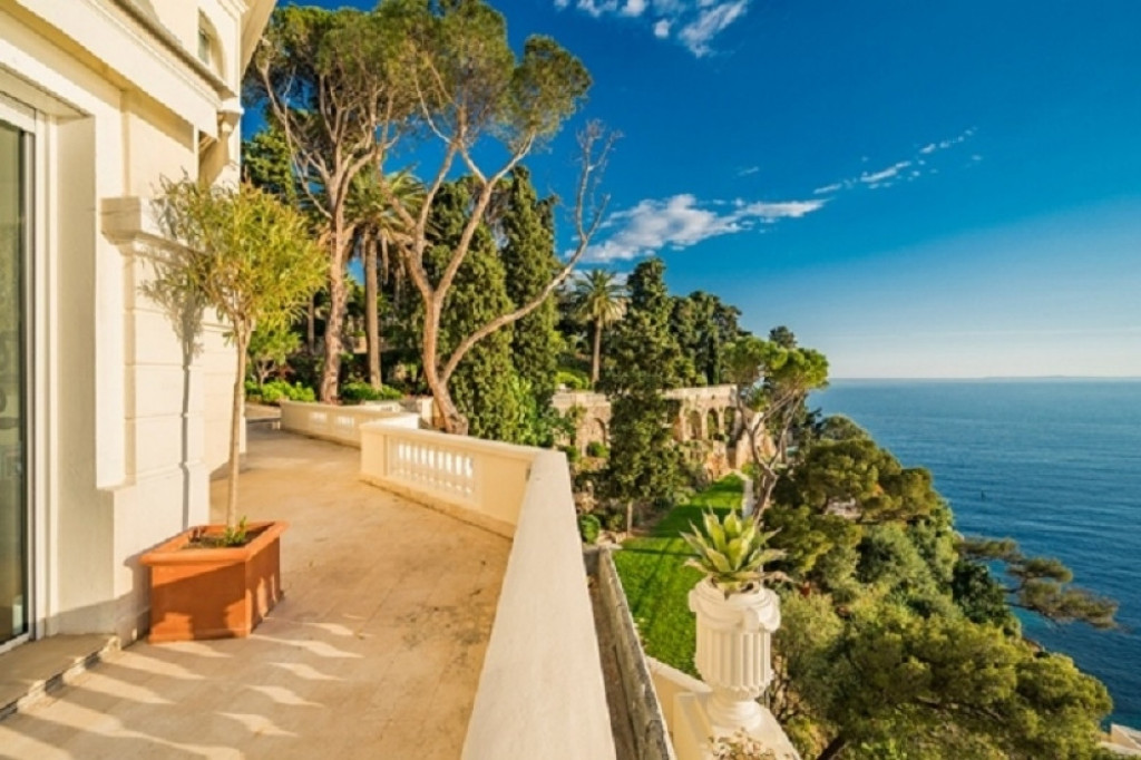 VILA, KUĆA, BOGATSTVO