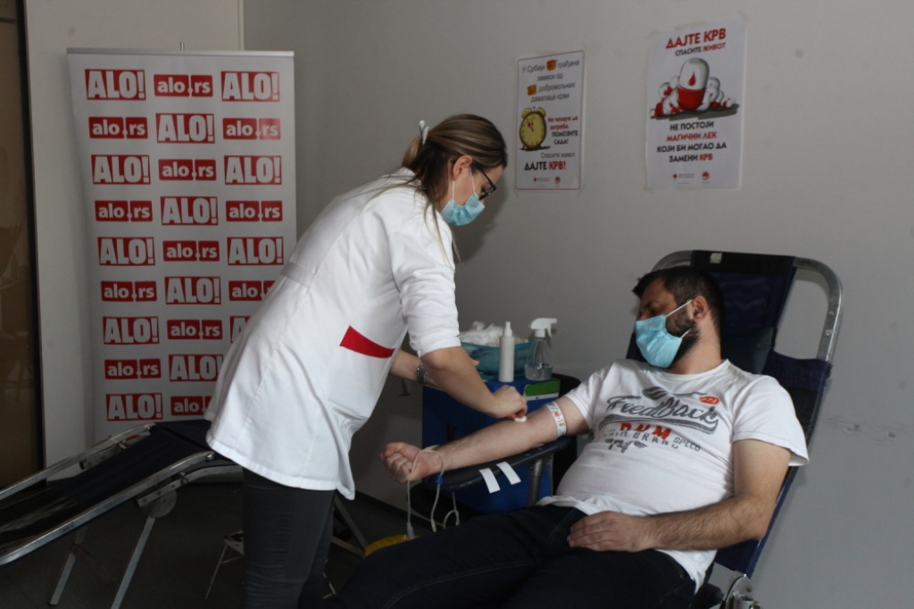 Akciji dobrovoljnog davanja krvi u &bdquo;Alo media sistemu&ldquo; 