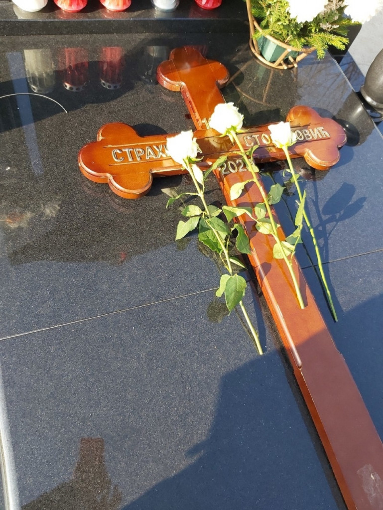 Strahinja Stojanović grob