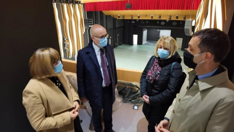 Prva gradska koncertna dvorana