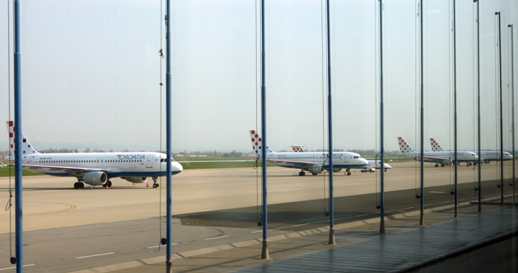 Kroacija Erlajns, aerodrom