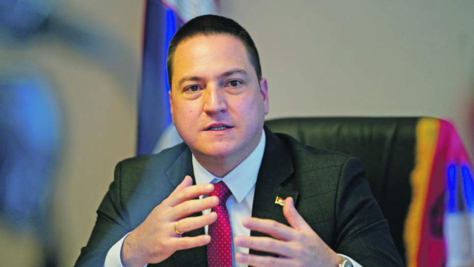 Ministar Branko Ružić