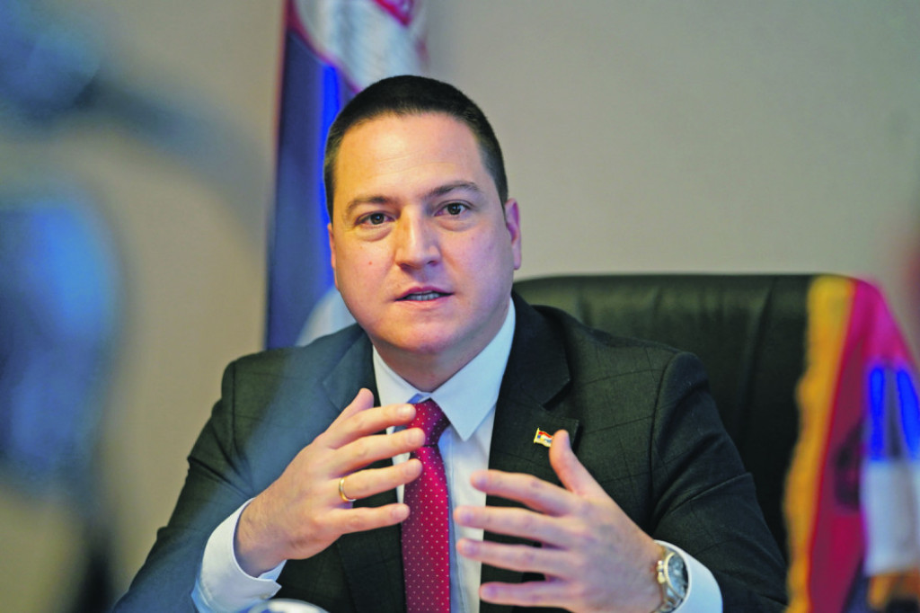 Ministar Branko Ružić