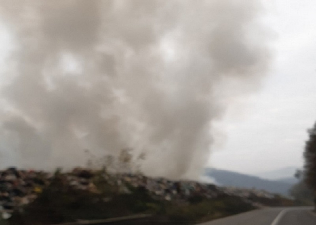 Dim od požara se širi obalom Lime